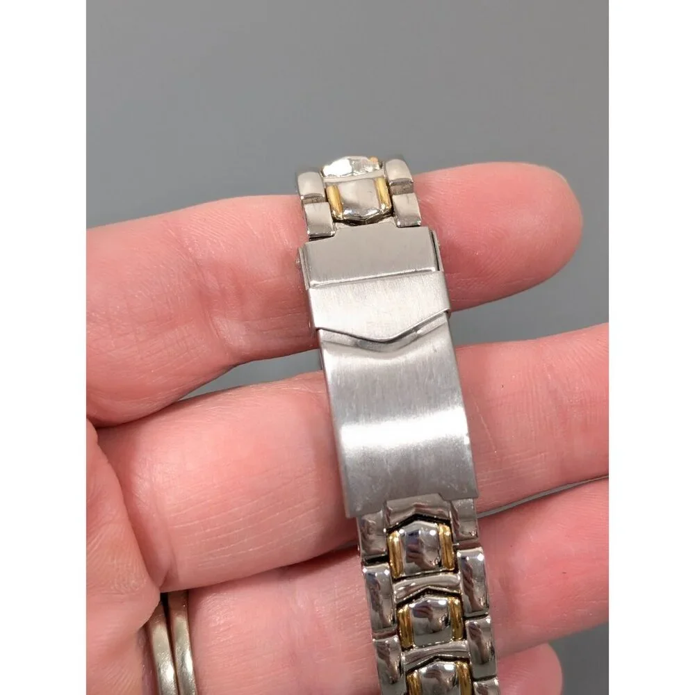 Avon Womens Two Tone Crystal‎ Accent Date Indicator Classic Watch 6.5 inch